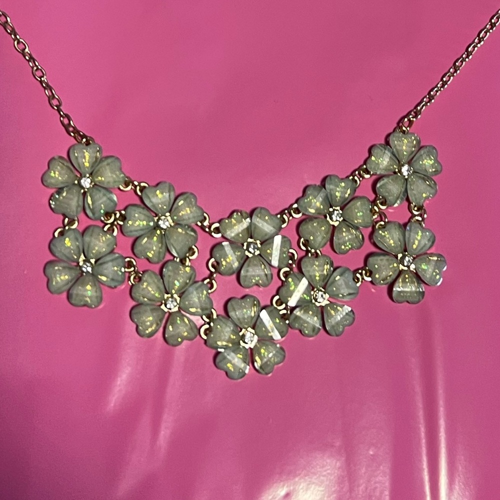 Dainty floral statement necklace